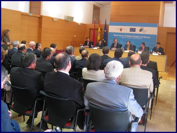 Imagen del acto de adhesión de los municipios de la Región al Pacto de los Alcaldes